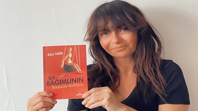 ESKİ BİR BAĞIMLININ İLK KİTABI