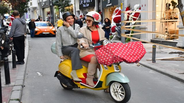 GENÇ BÜYÜK BEDEN MODASINDA YEPYENİ BİR DÖNEM BAŞLIYOR