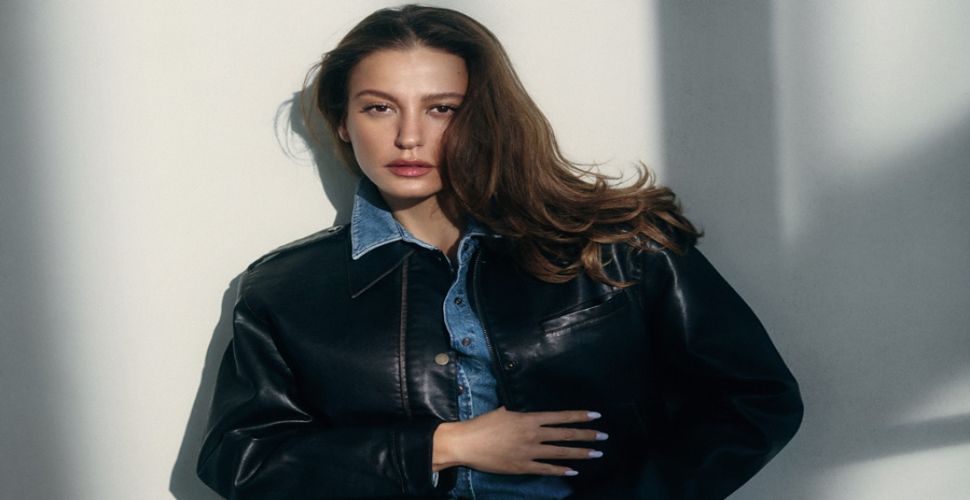 GERÇEKLİKLE OLAN İLİŞKİMİ HİÇ KAYBETMEDİĞİMİ DÜŞÜNÜYORUM