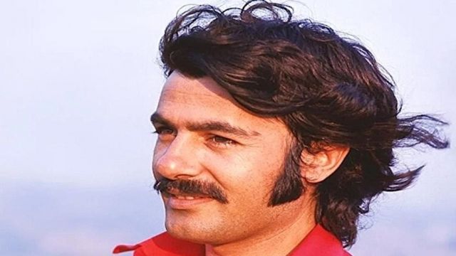 ARABESKİN BÜYÜK USTASI FERDİ TAYFUR’A KRAL FM’DEN SAYGI DURUŞU