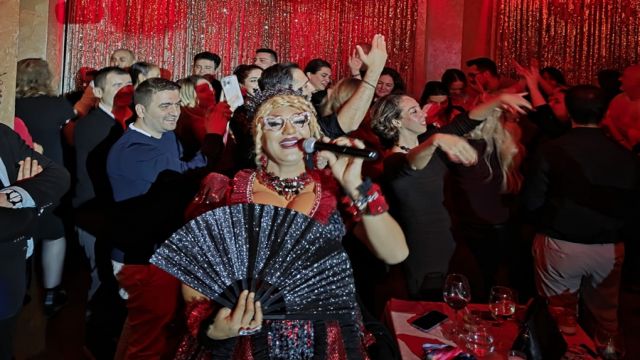 SOLD OUT KRALİÇESİ İSTANBUL SAHNESİNDE