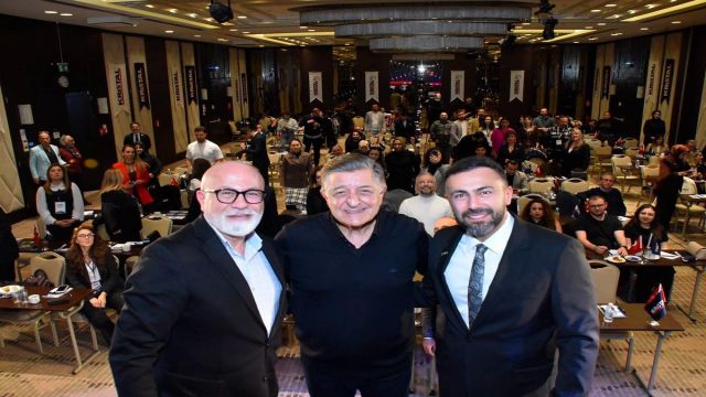 SEKTÖR LİDERLERİ GELECEĞİN VİZYONUNU İSTANBUL’DA PAYLAŞTI