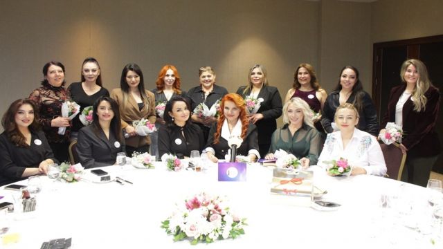 KADIN LİDERLER KULÜBÜ ÇIĞ GİBİ BÜYÜYOR