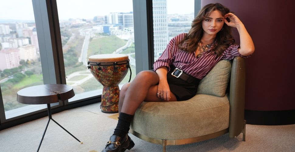 YÜREKLİ OLMALIYDIK