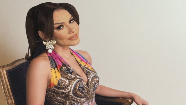 FOSFORLU CEVRİYE MÜZİKALİYLE TİYATRO SAHNESİNDE