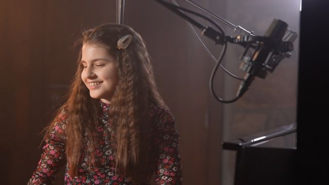 İPEK NİSA GÖKER’DEN YENİ EP