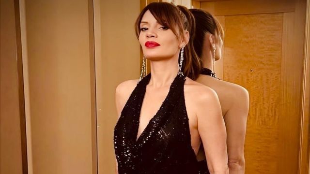 KONSERE KONUK OLUYOR