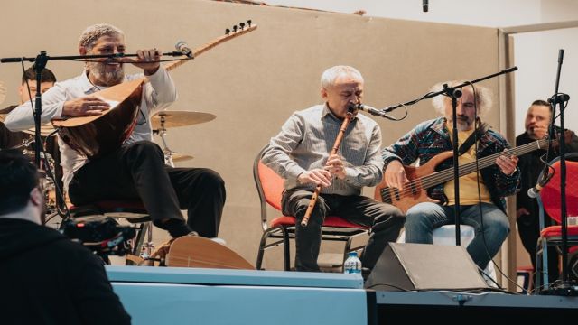 MÜZİĞİN HOCALARI AVRUPA YOLLARINDA