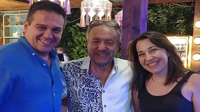 ARİF SUSAM'DAN PAVİLİON URLA'DA UNUTULMAZ MÜZİK GECESİ