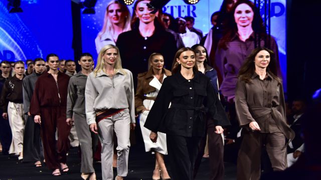 MERTER’DE MODA ŞÖLENİ BAŞLADI