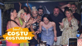 ŞÖLEN GİBİ GECEDE YÜREKLERE DOKUNDU
