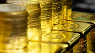 ALTINDA YENİ ZİRVE