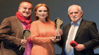 USTAYA VEFA MESLEĞE SAYGI GAZETECİ ÖDÜLÜ ŞABAN MERGÜL’ÜN