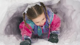 YOĞUN KAR NEDENİYLE EĞİTİME ARA