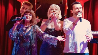 ÖMÜR GEDİK VE GÜLDEN KARABÖCEK SAHNEYİ SALLADI