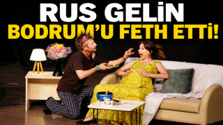 RUS GELİN TATİLCİLERİ SAHNEYE KİLİTLEDİ
