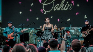SENA ŞAHİN’DEN BÜYÜLEYİCİ PERFORMANS
